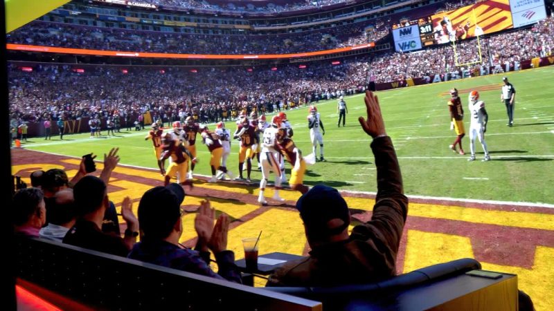 Immersive entertainment company Cosm lands rights to broadcast NFL games