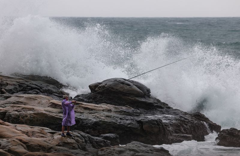 Super Typhoon Kong-rey edges towards Taiwan, could sweep ‘almost the whole’ island