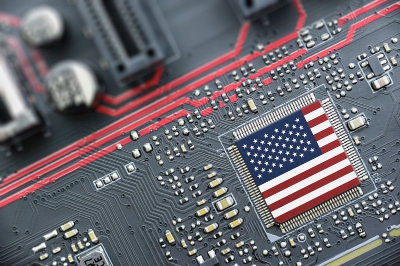 Biden Admin Awards Intel US$7.9 Billion for Semiconductor Sector Growth