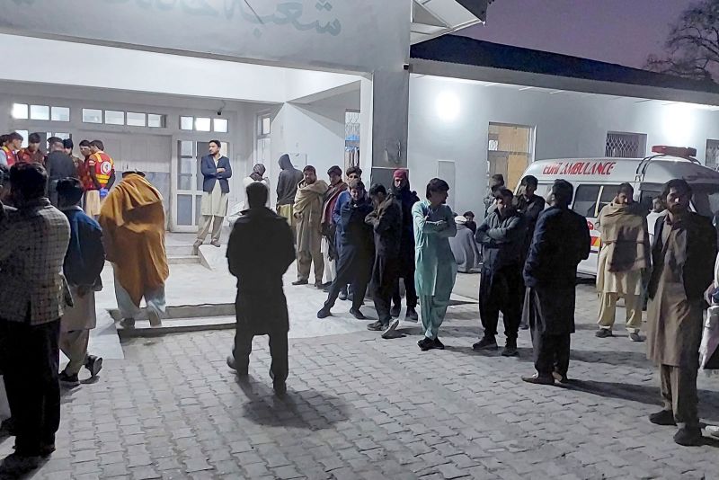 At least 42 killed as gunmen open fire on vehicles carrying Shiites in northwest Pakistan