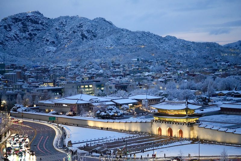 Delight and disruption as record November snowfall hits Seoul