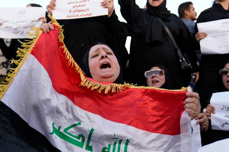 Iraqi lawmakers pass a bill that critics say legalizes child marriage