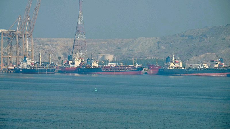 Iran seizes oil tankers, threatens ‘massacre’ in Strait of Hormuz, hours before US talks